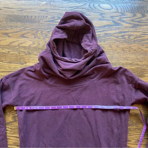 Lululemon Stress Less Pullover Hoodie Burgundy Cowlneck Sweatshirt Size 2 - Picture 7 of 9